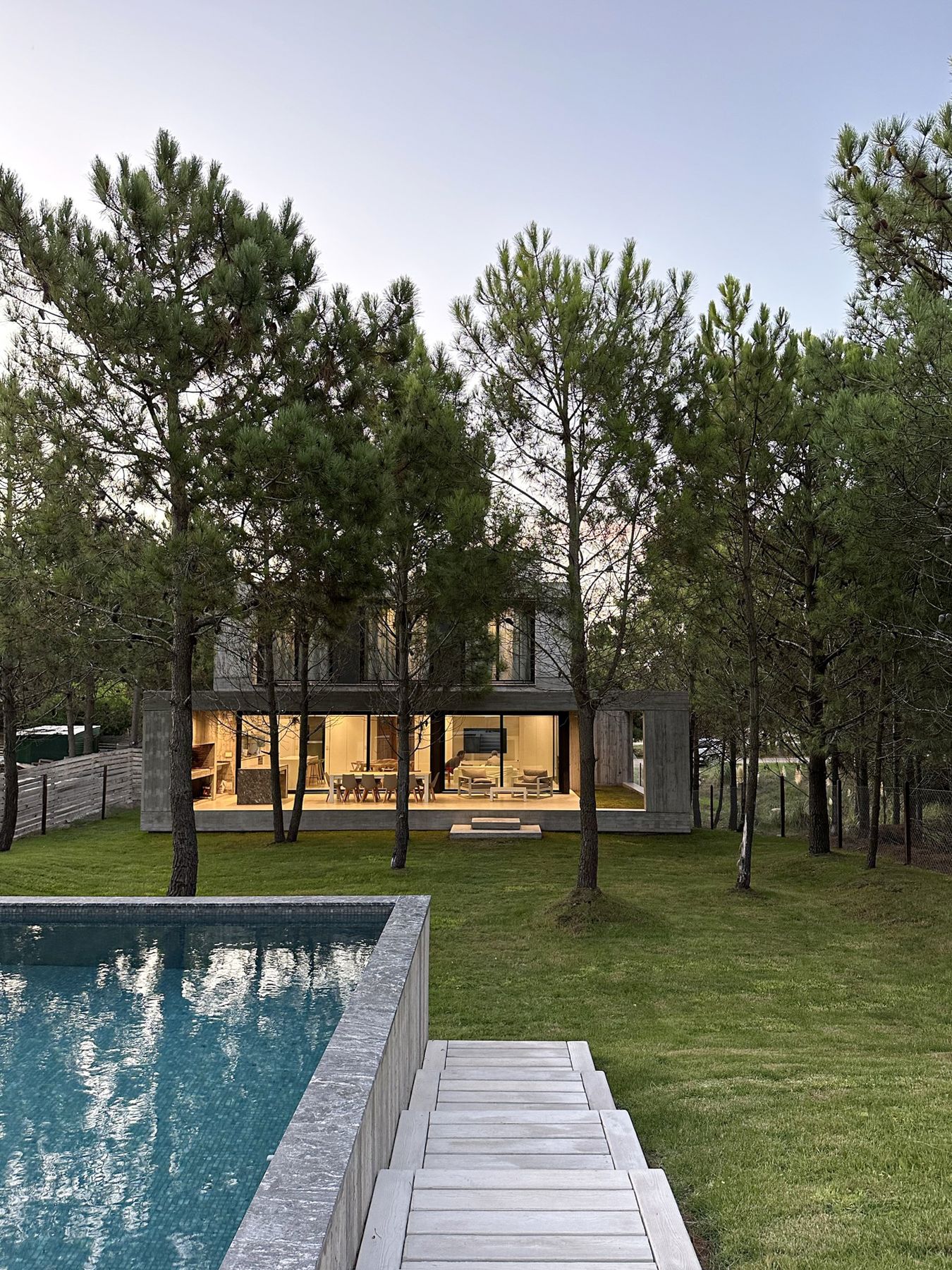 Casa CE 014 — Piscina y bosque