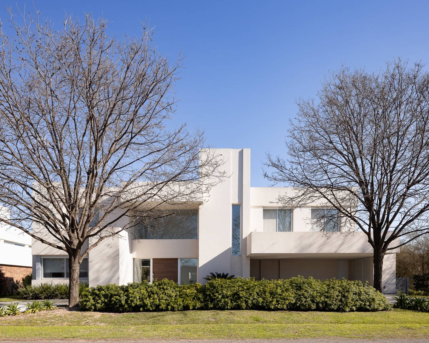 Casa KCC 512 — Frente